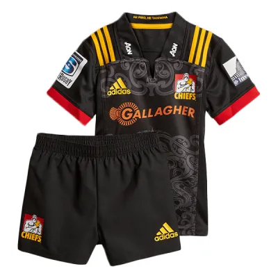 Chiefs Super Rugby Mini Kit | Official adidas Kids Rugby Set
